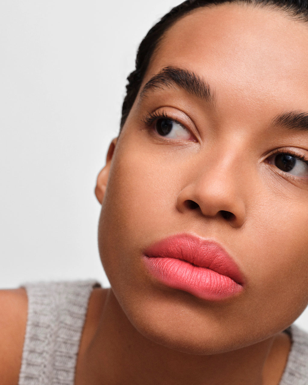 Prada ტუჩსაცხი 0176 NACARAT Monochrome რბილი მატი, ლიმიტირებული სასაჩუქრე ყუთით