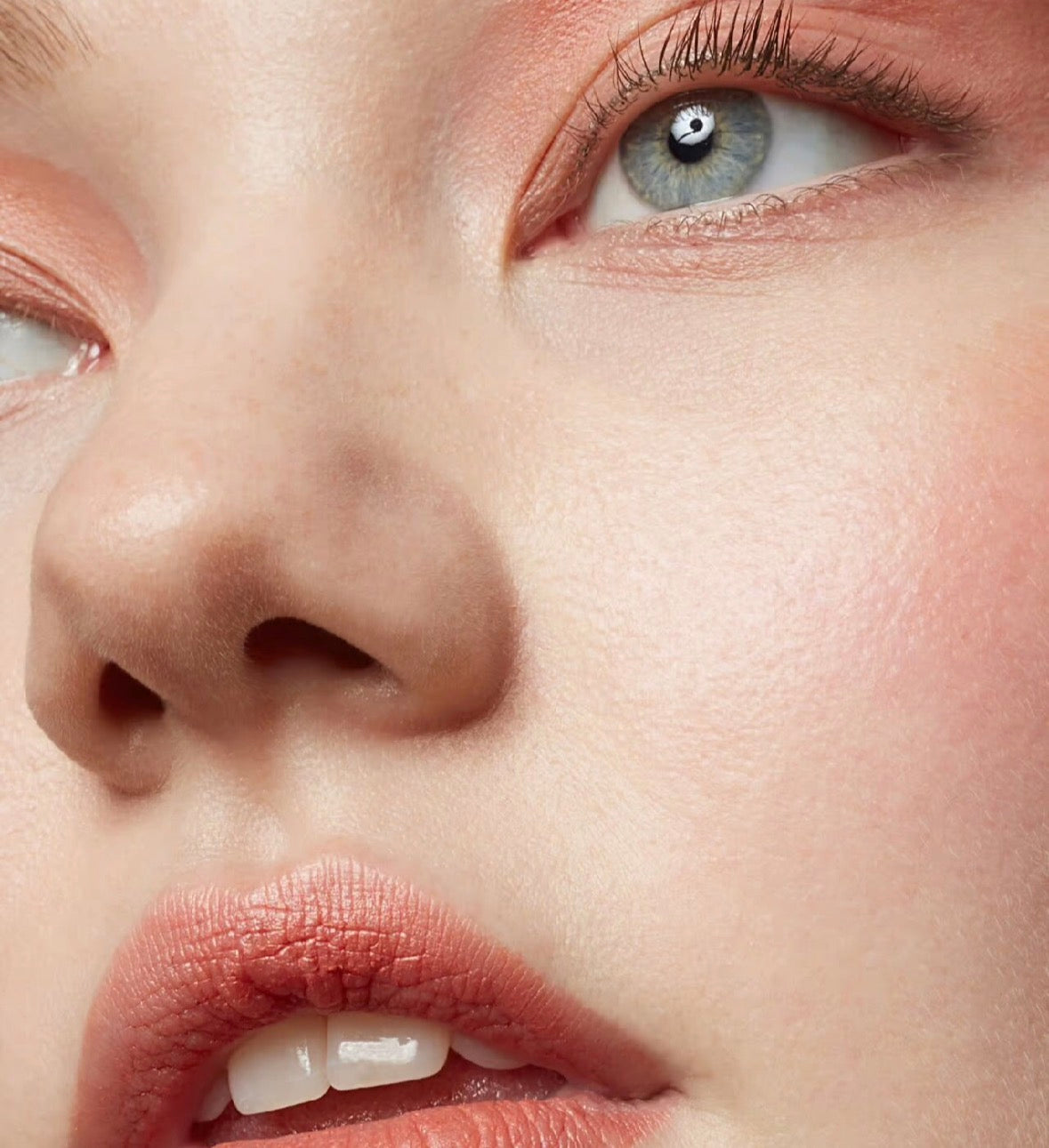 BYREDO Limited Edition Makeup Gift Box