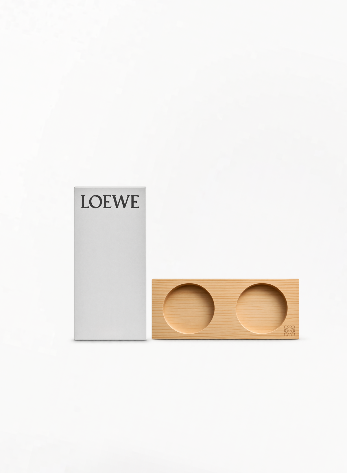 LOEWE ხის სადგამი თხევადი საპნებისთვის (ორმაგი)