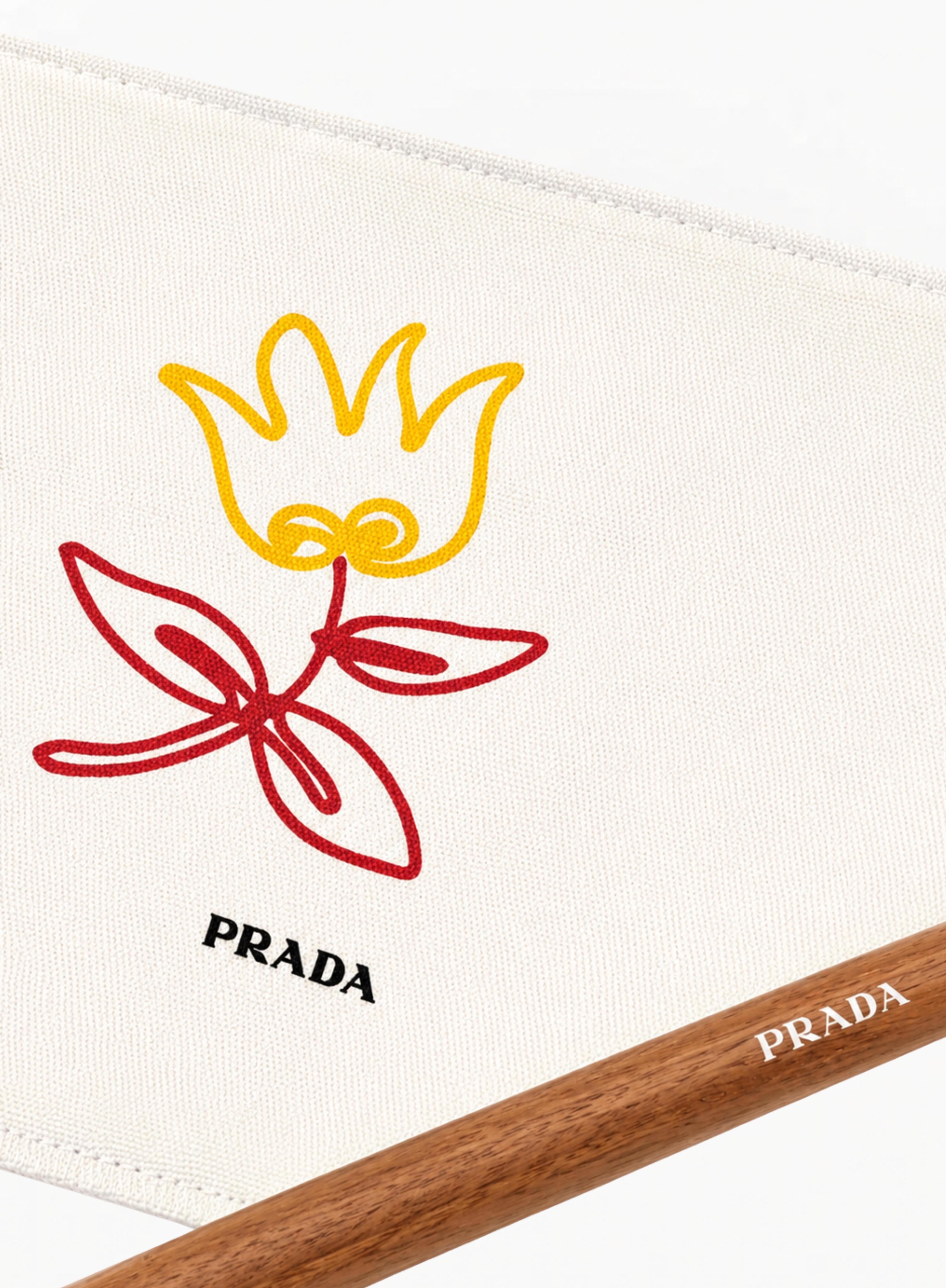 PRADA ულტრა-ლიმიტირებული საკოლექციო დეკორატიული მარაო