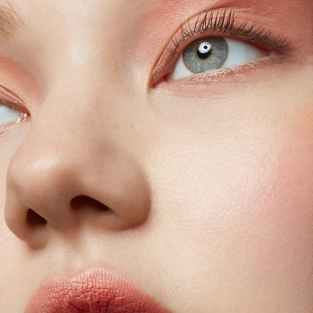 Byredo ტუჩსაცხი Subtropical & კრემ-სტიკი Babi — მაკიაჟის სასაჩუქრე სეტი