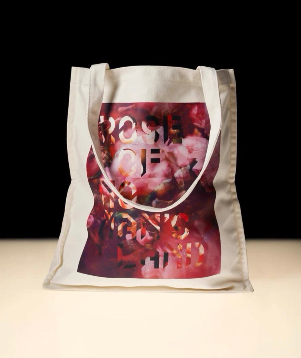 BYREDO ROSE OF NO MAN’S LAND ტოუტ-ჩანთა – ლიმიტირებული ტილოს ჩანთა