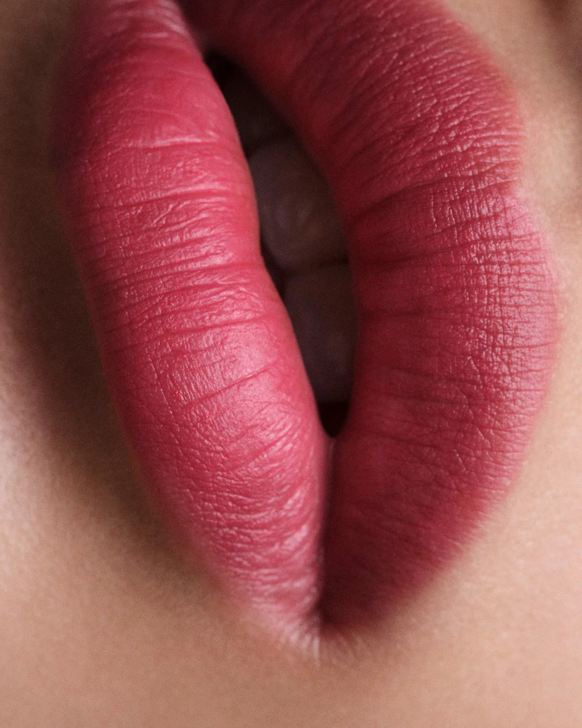 Prada Limited Edition Set Lipstick R28 /  Lipstick Refill P157 /Cosmetics Bag