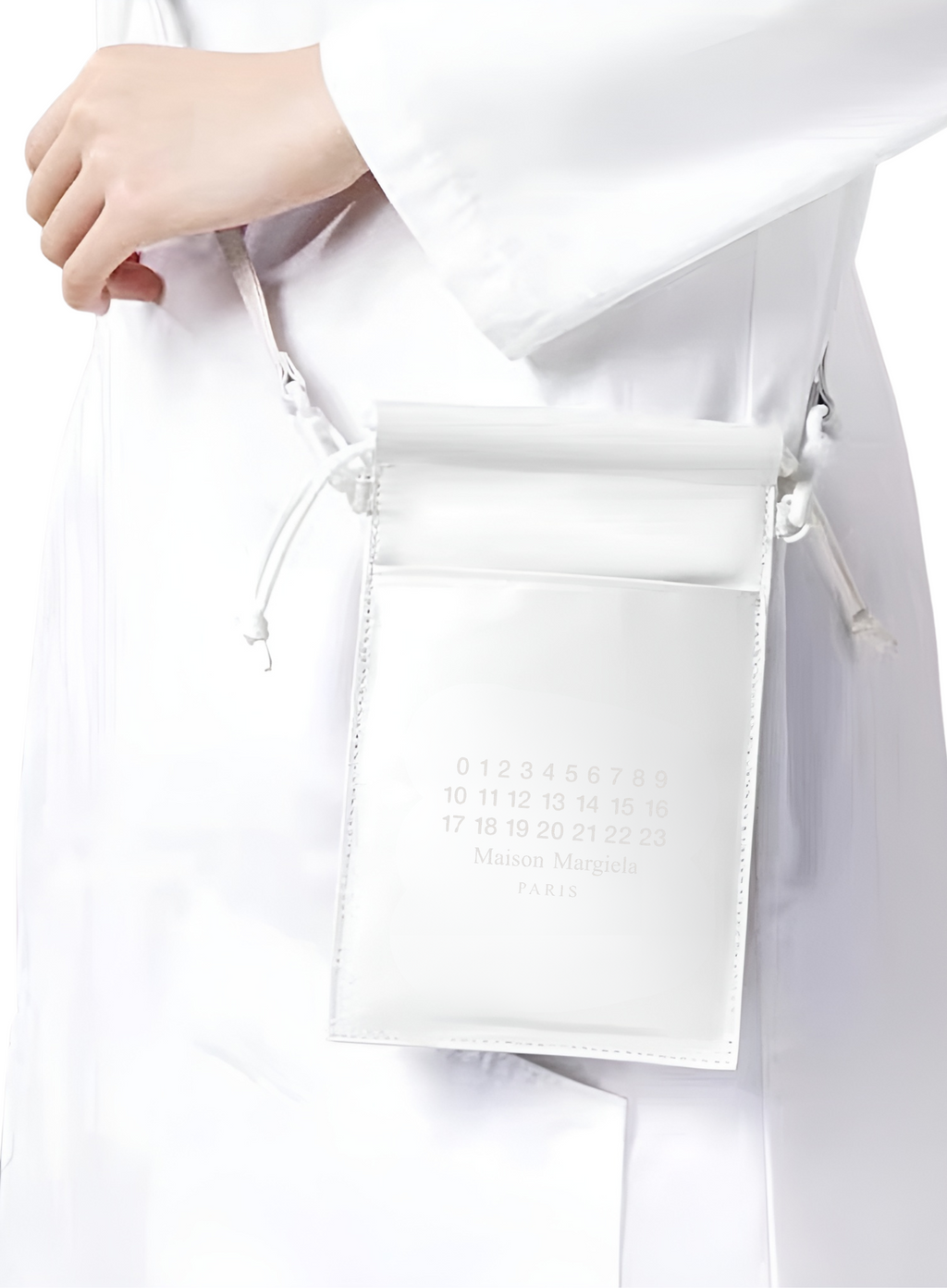 Maison Margiela By The Fireplace Hand Lotion 15ML & White Bag 12x19.5cm