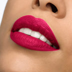 CHRISTIAN LOUBOUTIN  ტუჩსაცხის დუო სეტი - Satin Lipstick Grenade Love (816) & Velvet Matte Lipstick Red Dramadouce (001M)