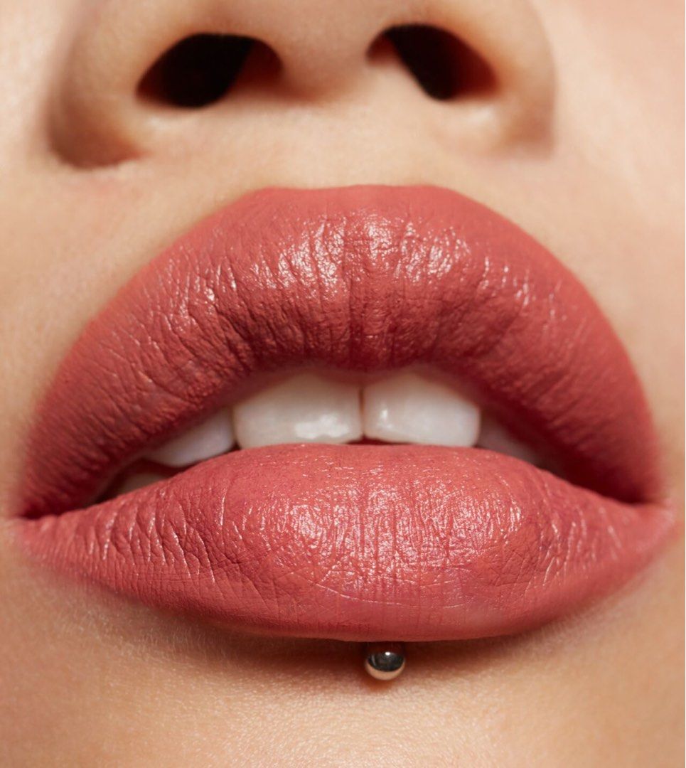 BYREDO Solid Ground Lipstick